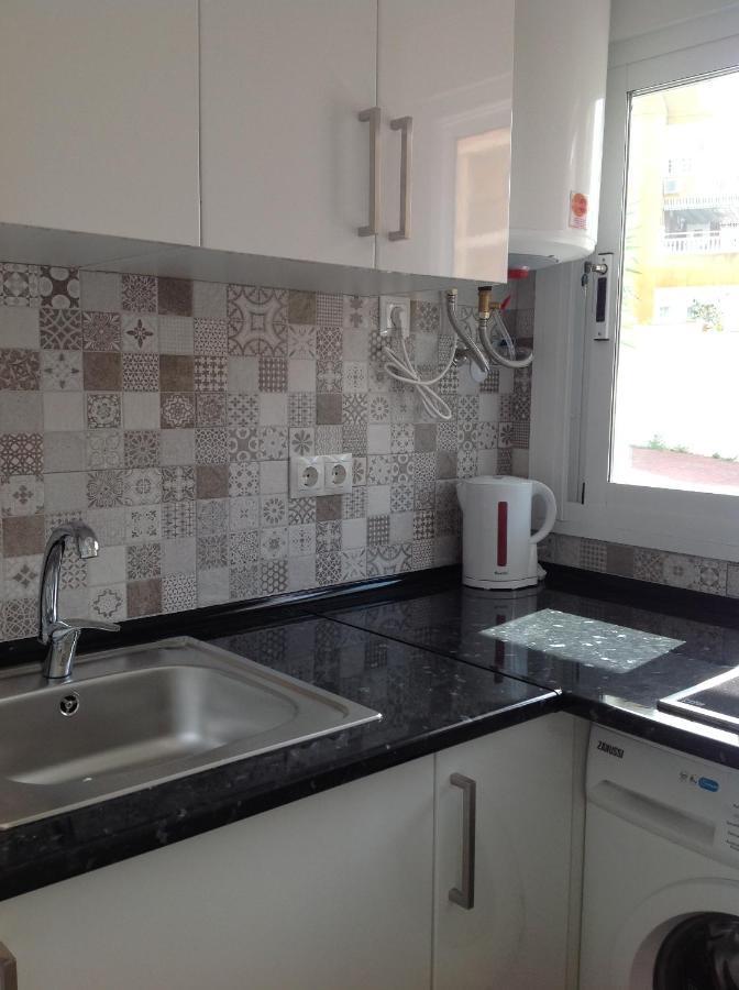 Apartamento Las Naciones 2 베날마데나코스타 외부 사진